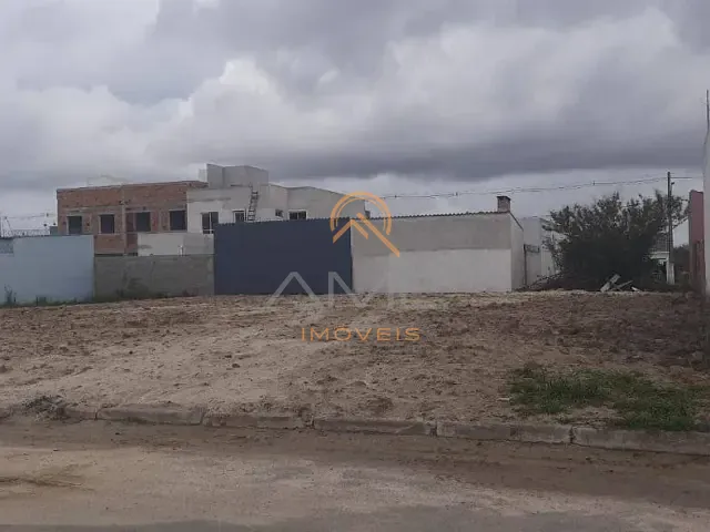 Terreno com 175m², à venda, no bairro Areal em Pelotas