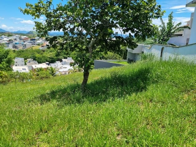 Terreno com 505m², à venda, no bairro Vale dos Cristais em Macaé