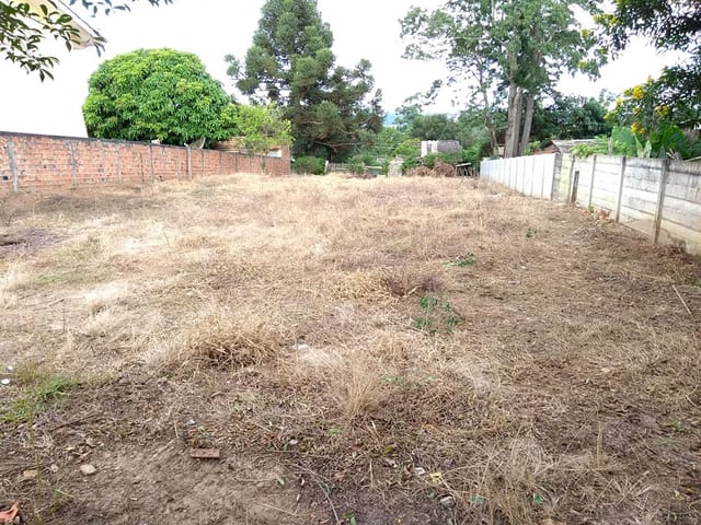 Terreno à venda, no bairro Contorno em Ponta Grossa