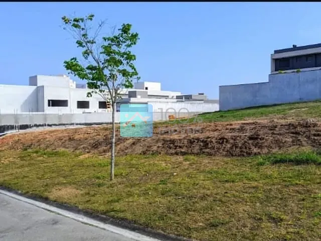 Terreno com 607m², à venda, no bairro Condomínio Residencial Colinas do Paratehy em São José dos Campos