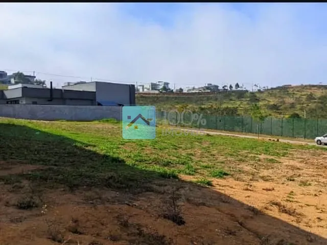 Terreno com 607m², à venda, no bairro Condomínio Residencial Colinas do Paratehy em São José dos Campos