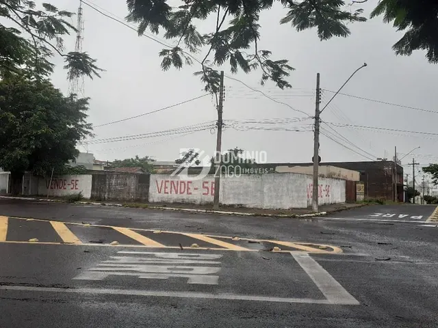 Terreno com 1097m², à venda, no bairro Boa Vista em Uberaba
