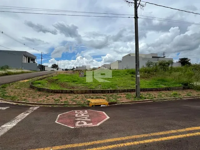 Terreno com 307m², à venda, no bairro Residencial Belmonte em Rolândia