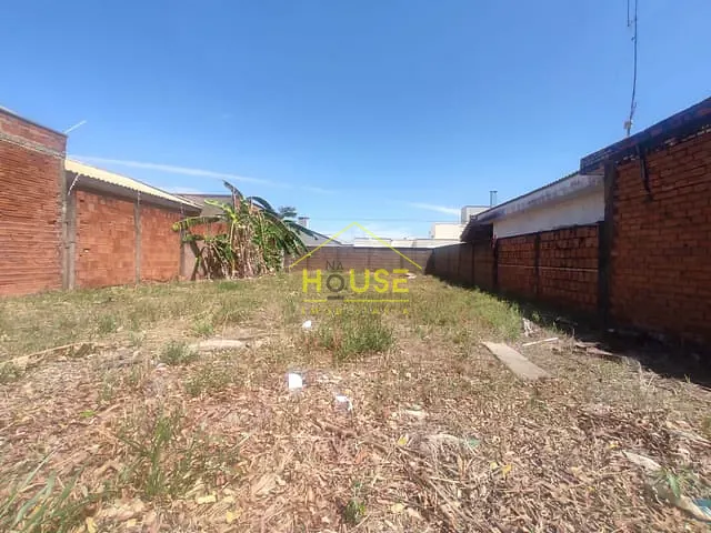 Terreno com 253m², à venda, no bairro Park Residencial Colinas em Votuporanga