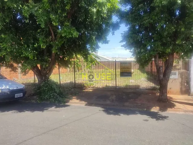Terreno com 253m², à venda, no bairro Park Residencial Colinas em Votuporanga