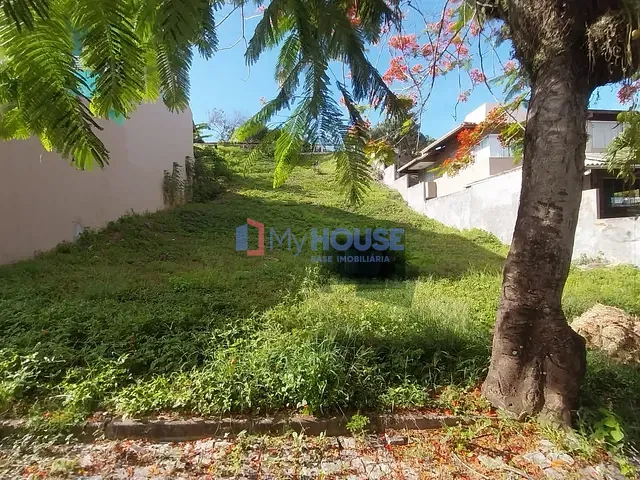 Terreno com 547m², à venda, no bairro Nossa Senhora da Vitória em Ilhéus