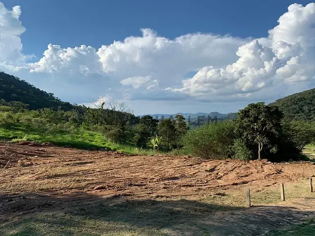 Terreno com 3309m², à venda, no bairro Morro Grande em Itajubá