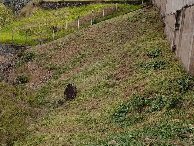 Terreno com 711m², à venda, no bairro Jardim Novo Mundo em Poços de Caldas
