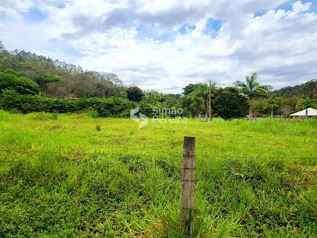 Terreno com 1194m², à venda, no bairro Balança em Simão Pereira