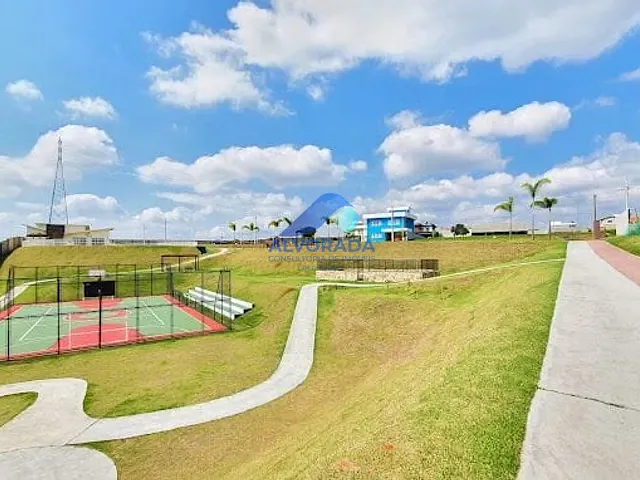 Terreno com 250m², à venda, no bairro Bairro da Floresta em São José dos Campos