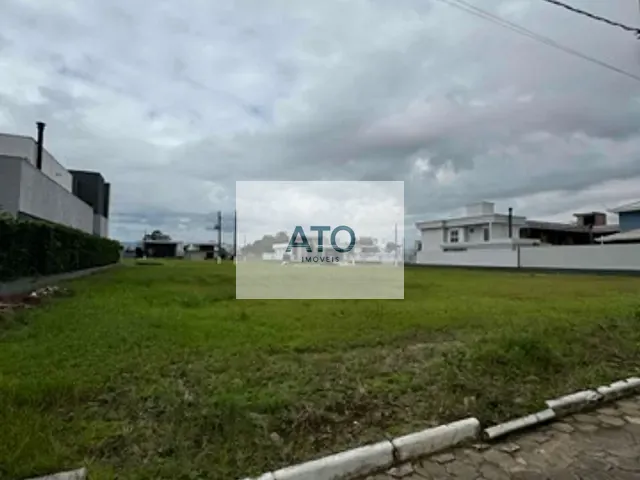 Terreno com 360m², à venda, no bairro universitario em Tijucas