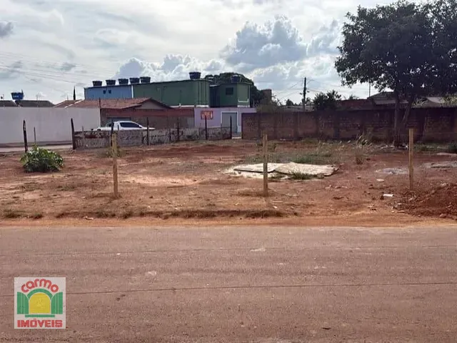 Terreno com 706m², à venda, no bairro Jardim São Paulo em Anápolis