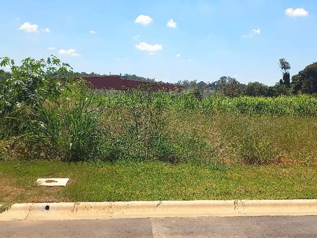 Terreno com 384m², à venda, no bairro Ipiranga em Louveira