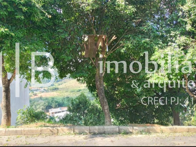 Terreno com 200m², à venda, no bairro SÃO PEDRO em CATAGUASES
