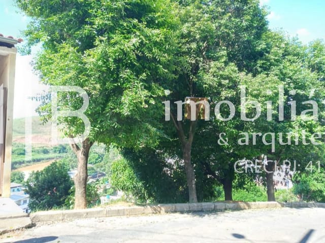 Terreno com 200m², à venda, no bairro SÃO PEDRO em CATAGUASES