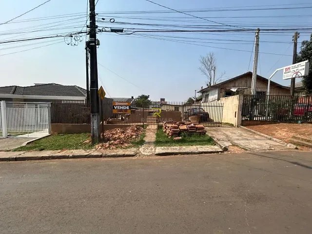 Terreno com 654m², à venda, no bairro Dos Estados em Guarapuava