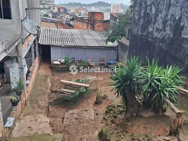 Terreno com 131m², à venda, no bairro Parque das Américas em Mauá