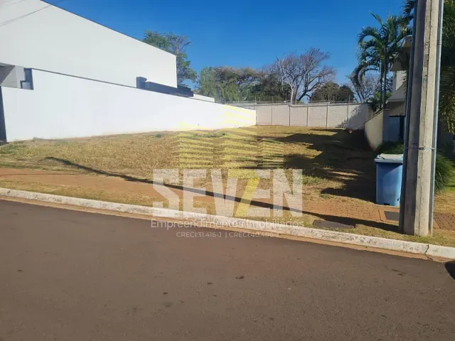 Terreno com 620m², à venda, no bairro Residencial Villa Dumont em Bauru