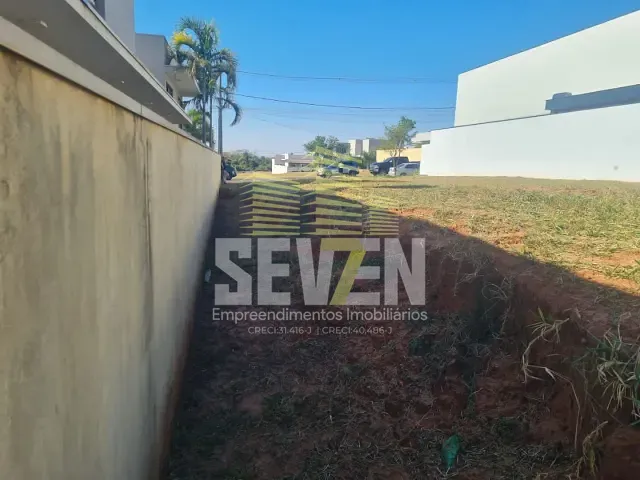 Terreno com 620m², à venda, no bairro Residencial Villa Dumont em Bauru