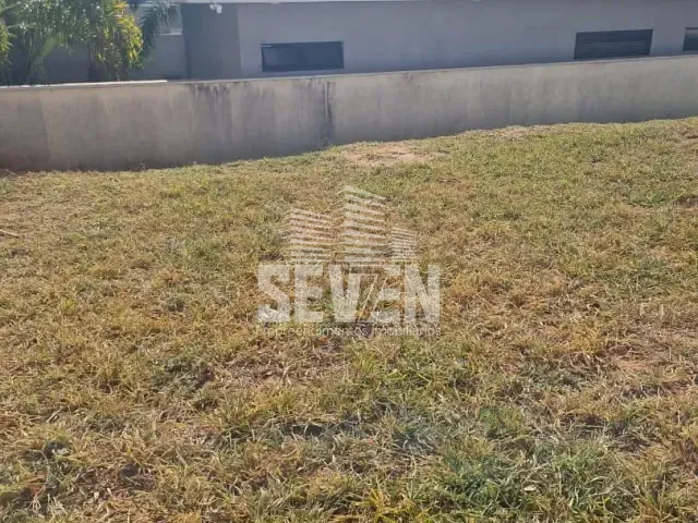 Terreno com 620m², à venda, no bairro Residencial Villa Dumont em Bauru
