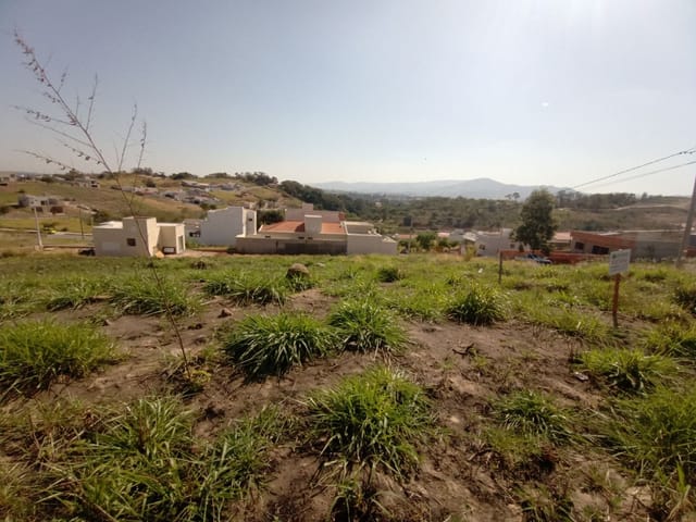 Terreno com 317m², à venda, no bairro Loteamento Portal da Aliança em São João da Boa Vista