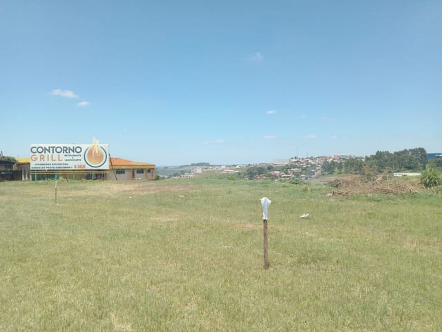 Terreno com 448m², à venda, no bairro Contorno em Ponta Grossa