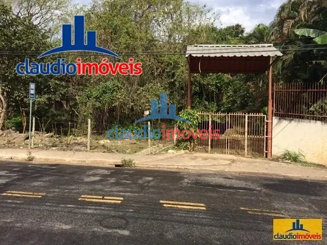 Terreno à venda, no bairro Colônia Santo Antônio em Barra Mansa