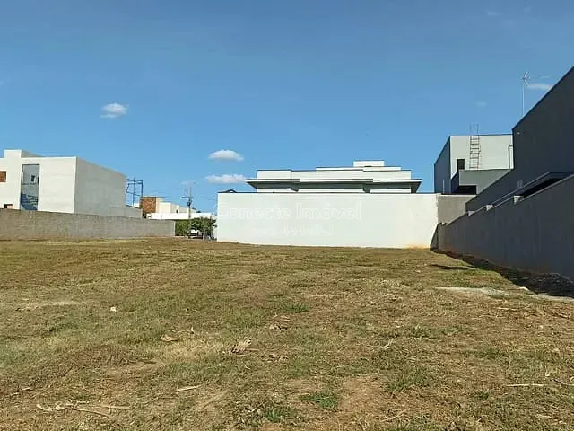 Terreno com 518m², à venda, no bairro Condomínio Residencial Lago da Barra em Jaguariúna