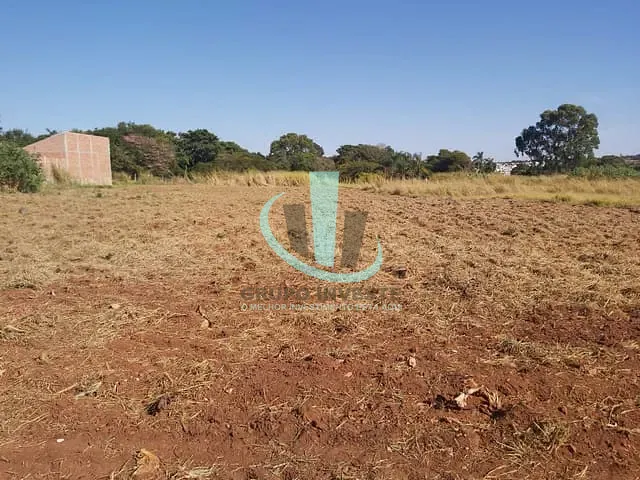 Terreno com 2164m², à venda, no bairro JARDIM UIRAPURU II em ARARAQUARA