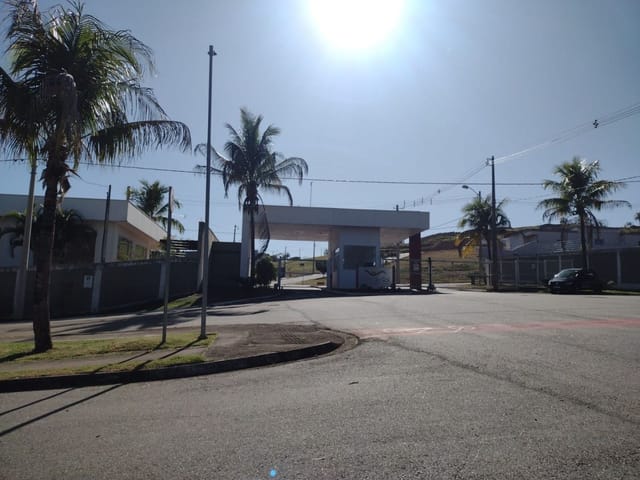 Terreno com 300m², à venda, no bairro Loteamento Fechado Jardim Pôr do Sol em São João da Boa Vista