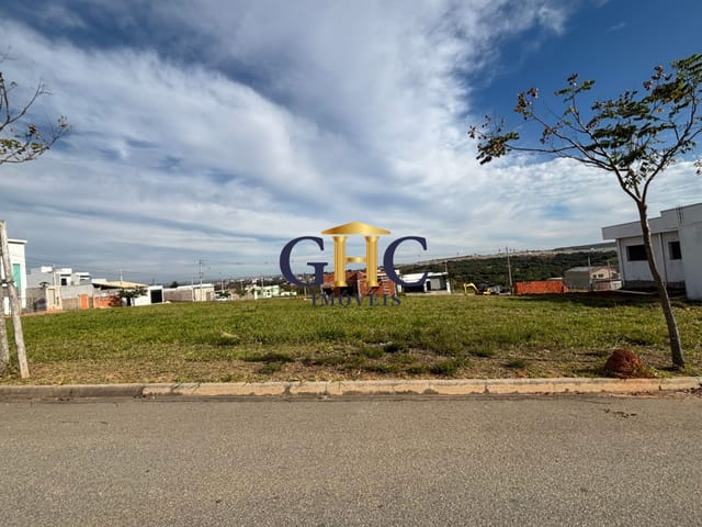 Terreno com 250m², à venda, no bairro Jardim São Lucas II em Salto de Pirapora