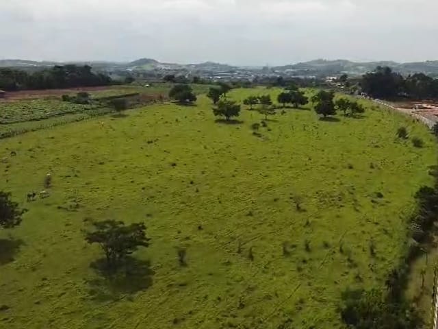 Terreno com 80000m², à venda, no bairro Ipiranga em Louveira