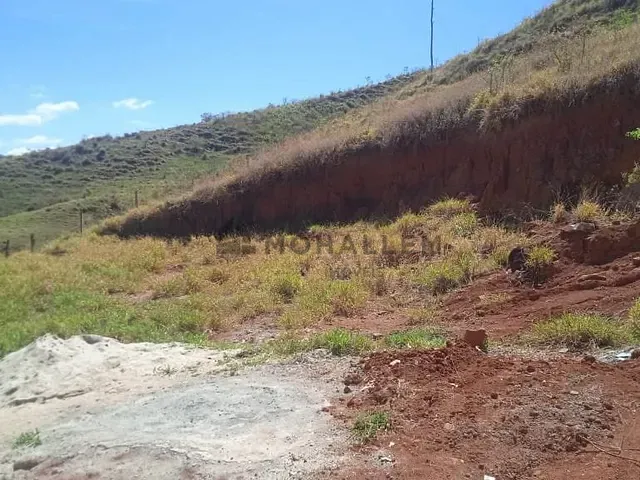 Terreno com 325m², à venda, no bairro Capetinga em Itajubá