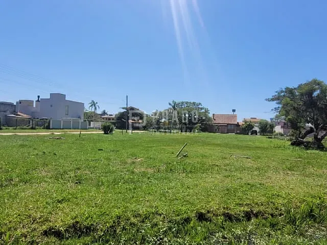 Terreno com 189m², à venda, no bairro Laranjal em Pelotas
