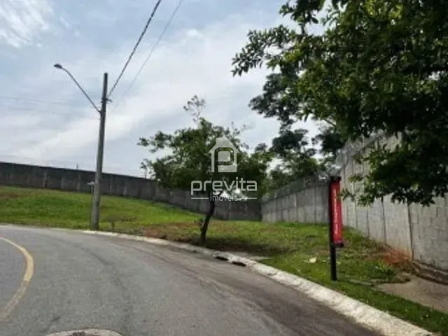 Terreno com 343m², à venda, no bairro Condominio Cataguá Way em Taubaté