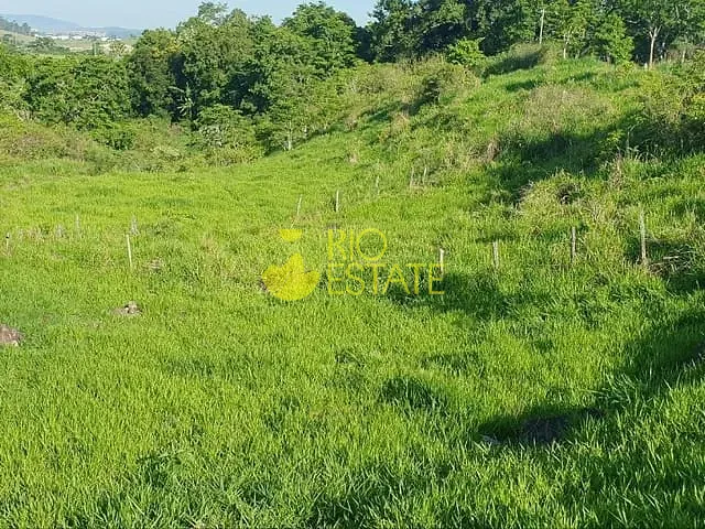 Terreno com 2367m², à venda, no bairro Serra em Itatiaia