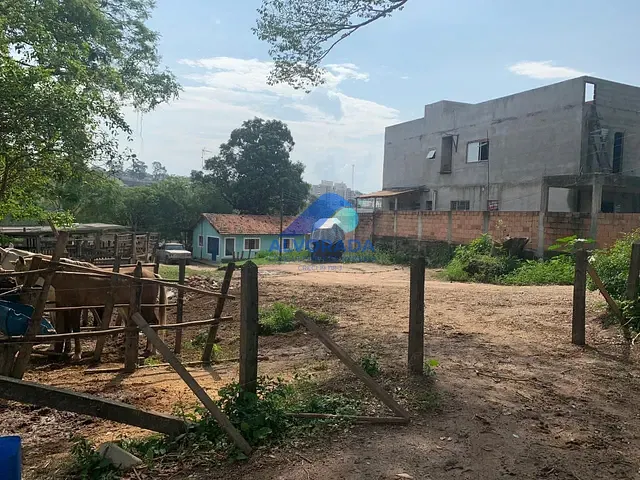 Terreno com 2705m², à venda, no bairro Chácaras Araújo I em São José dos Campos