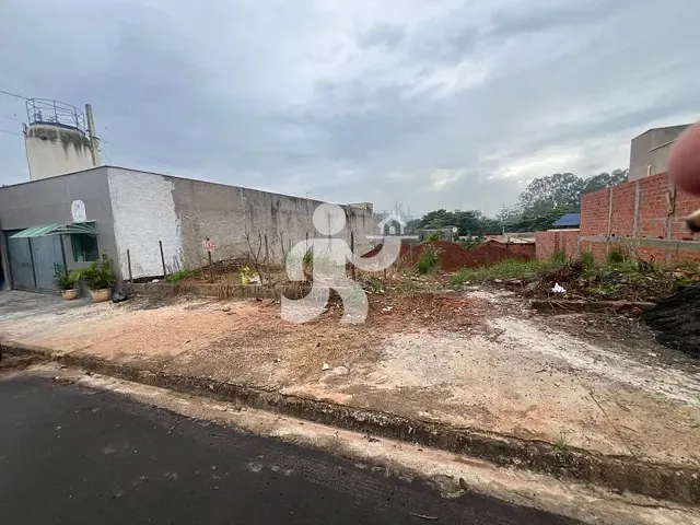 Terreno com 228m², à venda, no bairro Loteamento São Francisco em Piracicaba