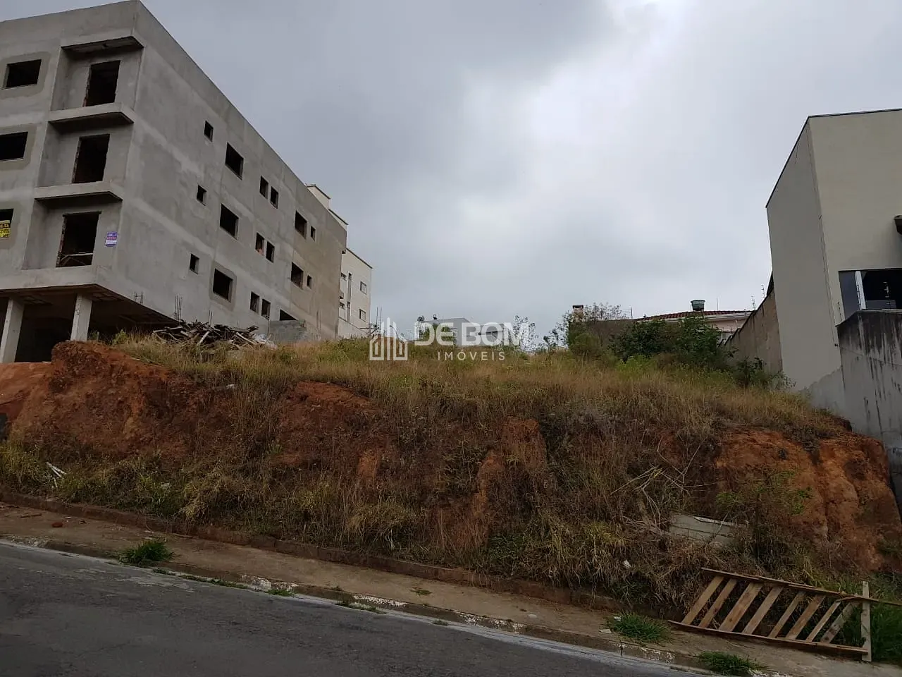 Terreno, 300 m² - Foto 1
