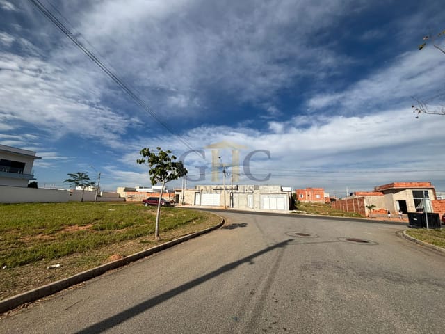 Terreno com 250m², à venda, no bairro Jardim São Lucas II em Salto de Pirapora