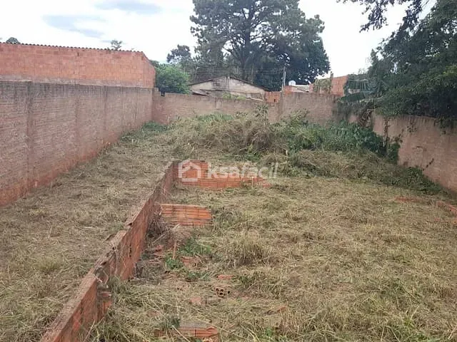 Terreno com 250m², à venda, no bairro Jardim Carioca em Campo Grande
