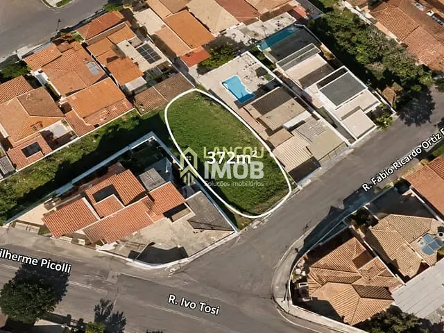 Terreno com 372m², à venda, no bairro Horto Santo Antonio em Jundiaí