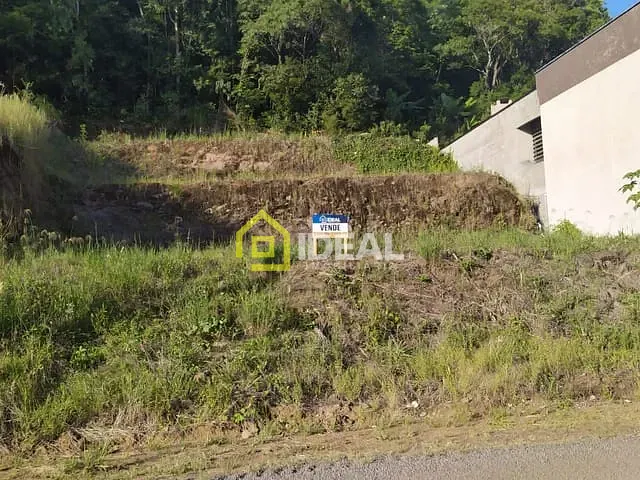 Terreno com 480m², à venda, no bairro Nossa Senhora da Salete em Concórdia