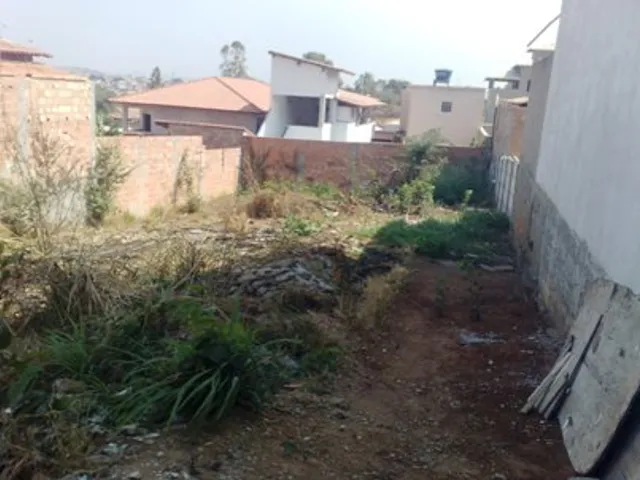 Terreno com 360m², à venda, no bairro Xangri-Lá em Contagem