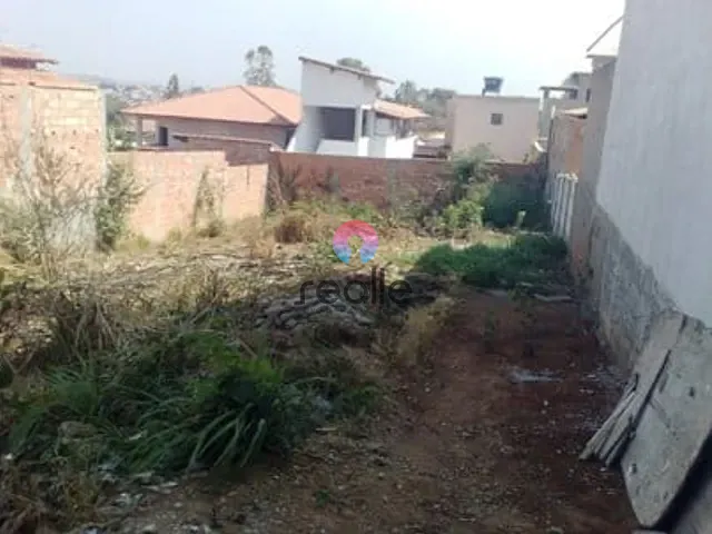 Terreno com 360m², à venda, no bairro Xangri-Lá em Contagem