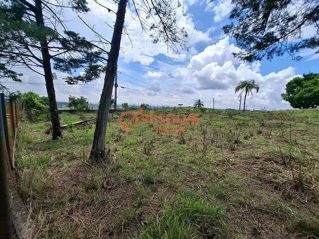 Terreno com 2000m², à venda, no bairro Parque Agrinco em Guararema