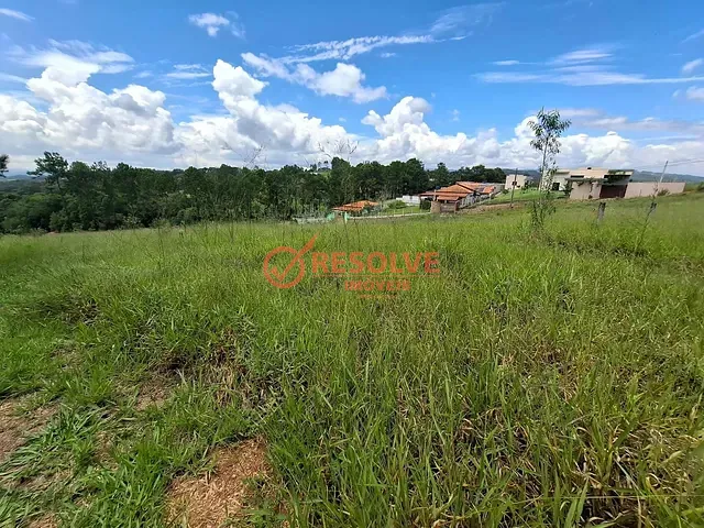 Terreno com 2000m², à venda, no bairro Parque Agrinco em Guararema