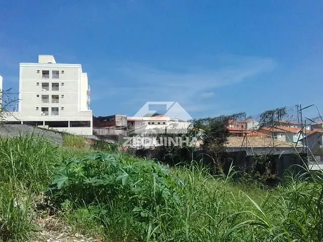 Terreno com 254m², à venda, no bairro Cotia em Cotia