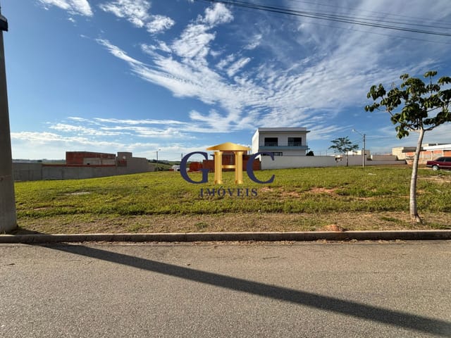 Terreno com 250m², à venda, no bairro Jardim São Lucas II em Salto de Pirapora