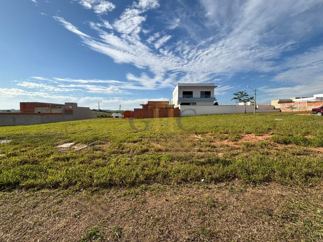 Terreno com 250m², à venda, no bairro Jardim São Lucas II em Salto de Pirapora